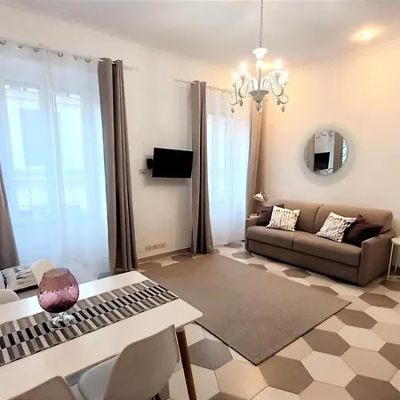 Apartment In Borgo Vittorio A Due Passi Da San Pietro *