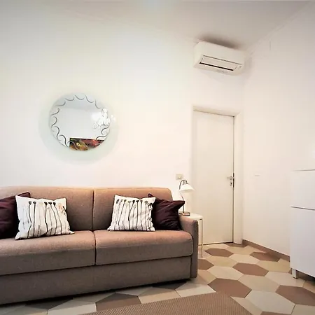 In Borgo Vittorio A Due Passi Da San Pietro Apartment *