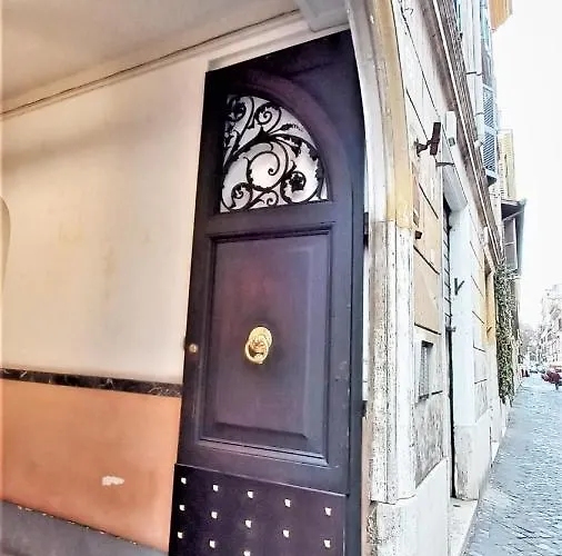 In Borgo Vittorio A Due Passi Da San Pietro Апартаменты